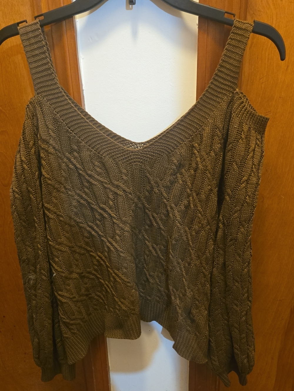 Cold-Shoulder Cable Knit Sweater in Brown